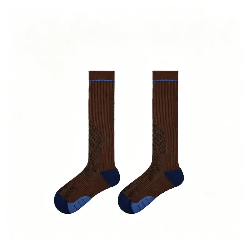 MISTYNE Daily Compression Socks — Style 06 in Brown