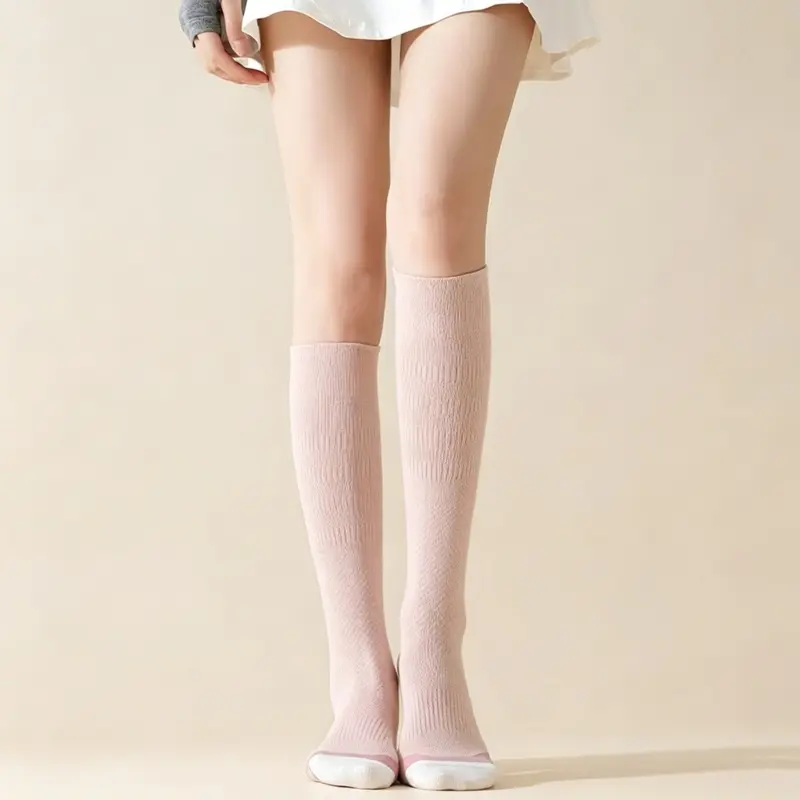 MISTYNE Travel Compression Socks — Style 06 product detail 7