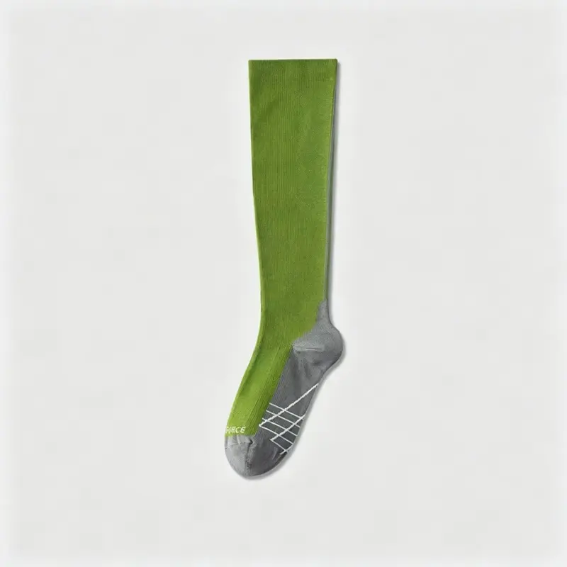 MISTYNE Daily Compression Socks — Style 01 in Green