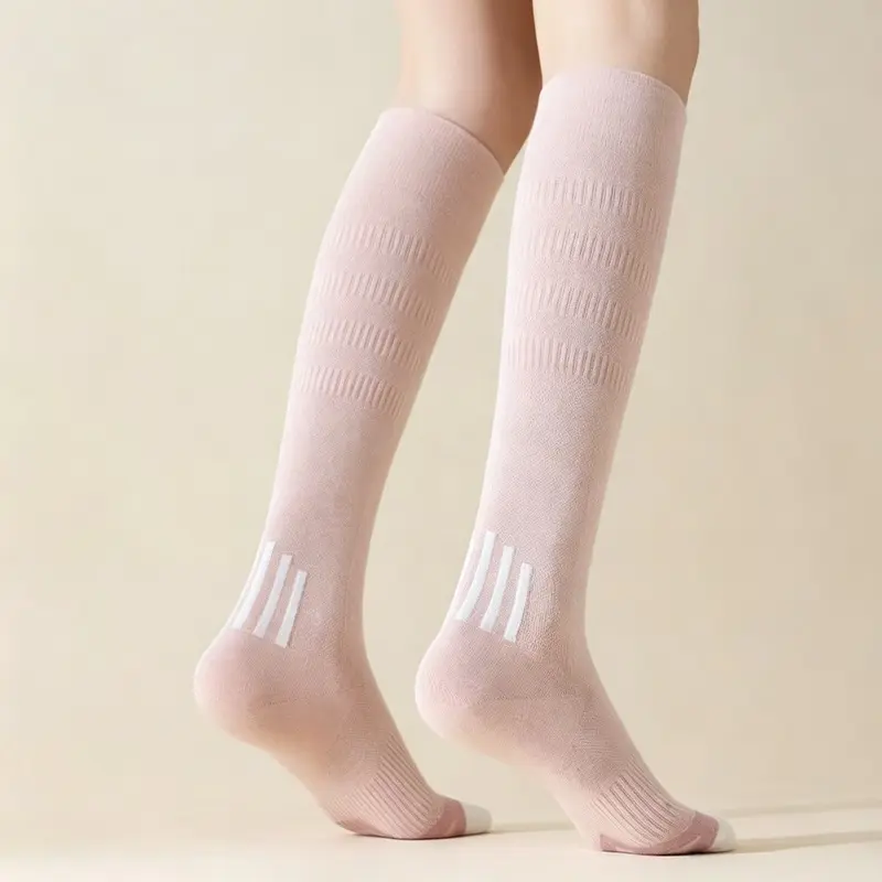 MISTYNE Travel Compression Socks — Style 06 product detail 6