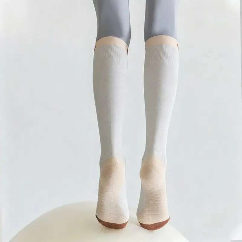 MISTYNE Travel Compression Socks — Style 10 product detail 8