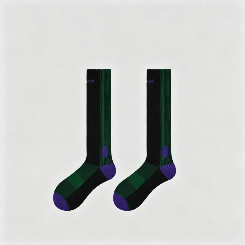 MISTYNE Daily Compression Socks — Style 06 in Dark Green