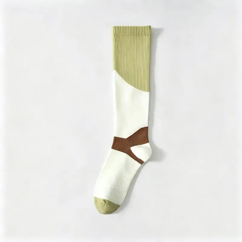 MISTYNE Travel Compression Socks — Style 08 in White Brown