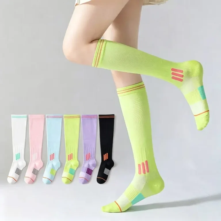 MISTYNE Studio Compression Socks — Style 07 in White
