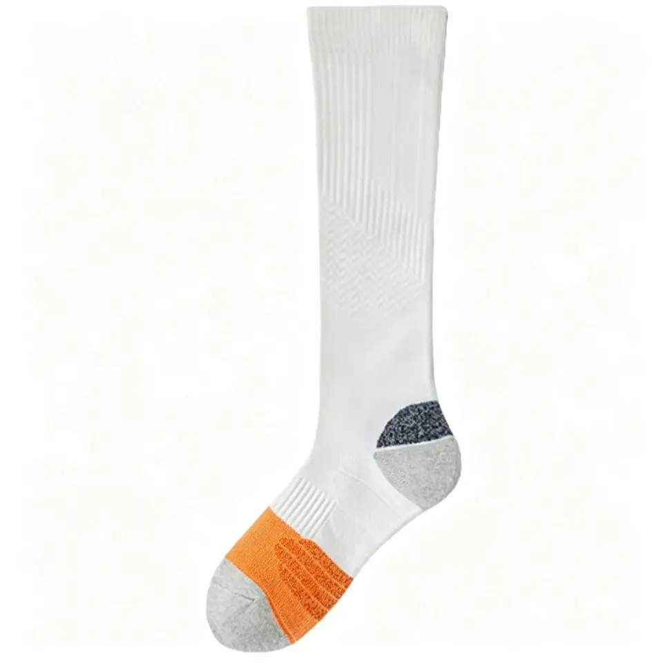 MISTYNE Recovery Compression Socks — Style 04 in White 3