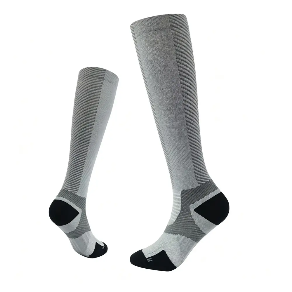 MISTYNE Recovery Compression Socks — Style 09 in Gray