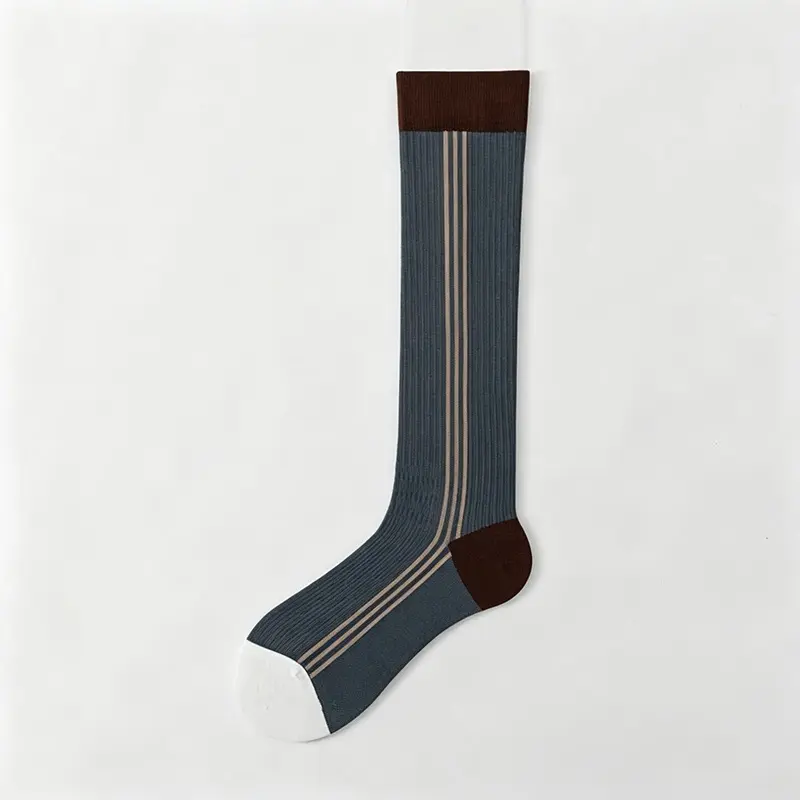 MISTYNE Travel Compression Socks — Style 01 in Navy